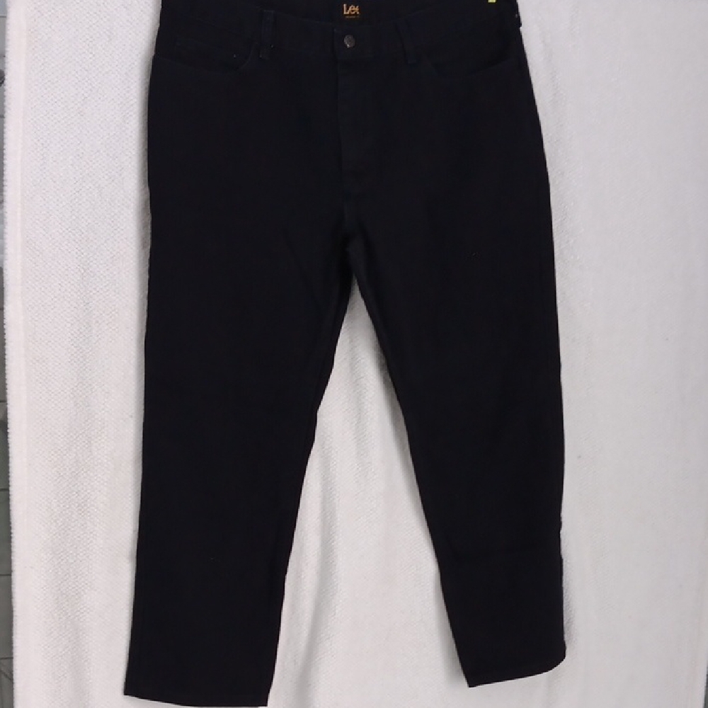 Lee Men's Dark Black Relax Fit Jeans  40x30